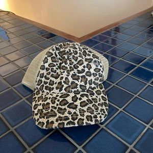 Women’s Leopard Baseball Hat